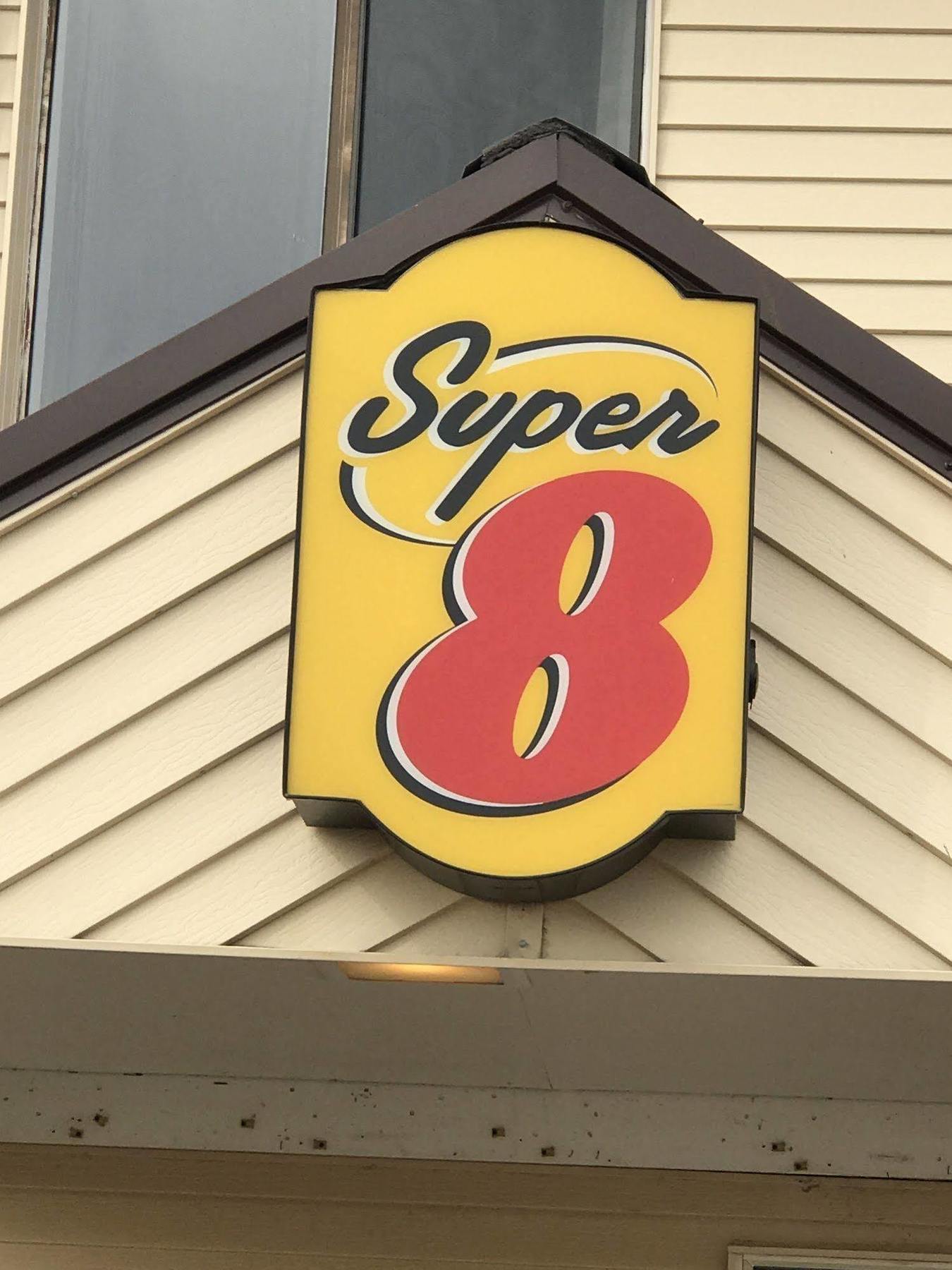 Super 8 By Wyndham Redfield Hotel Kültér fotó